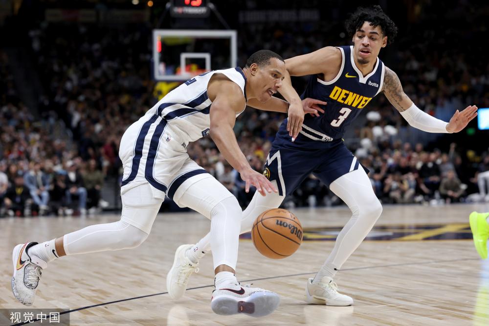 莱万曾在东 莱万曾在东